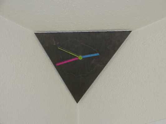 PRIVATBESITZ - Dreieck &uuml;bers Eck